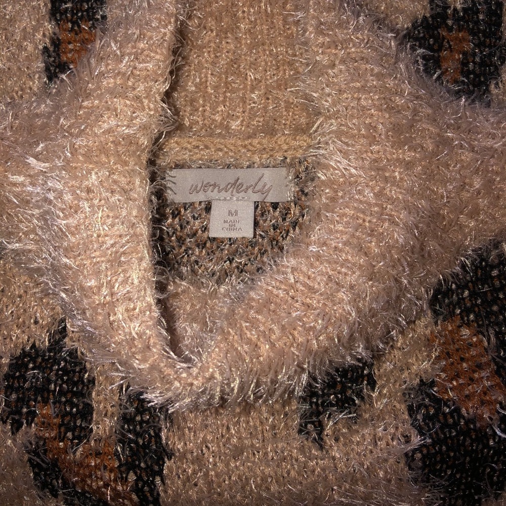 Wonderly Nomad Leopard Sweater - Picture 4 of 13
